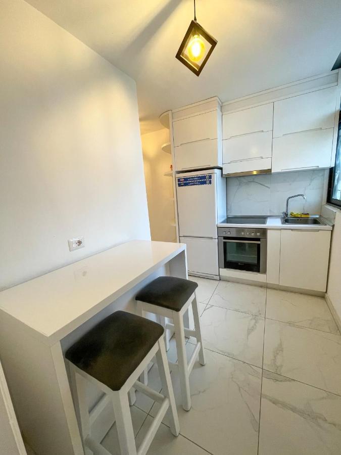 Centre View Apartment Тирана Экстерьер фото