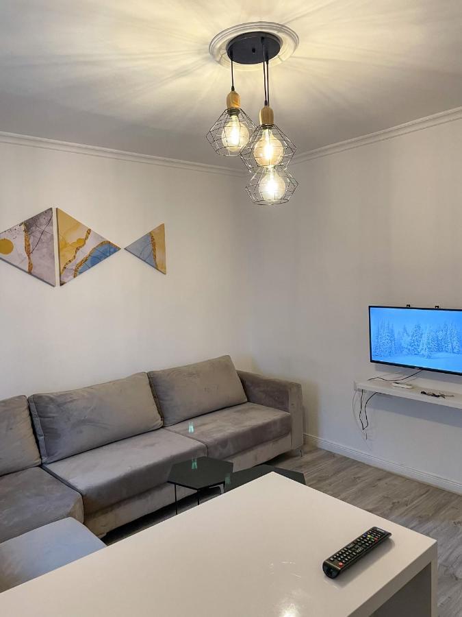 Centre View Apartment Тирана Экстерьер фото